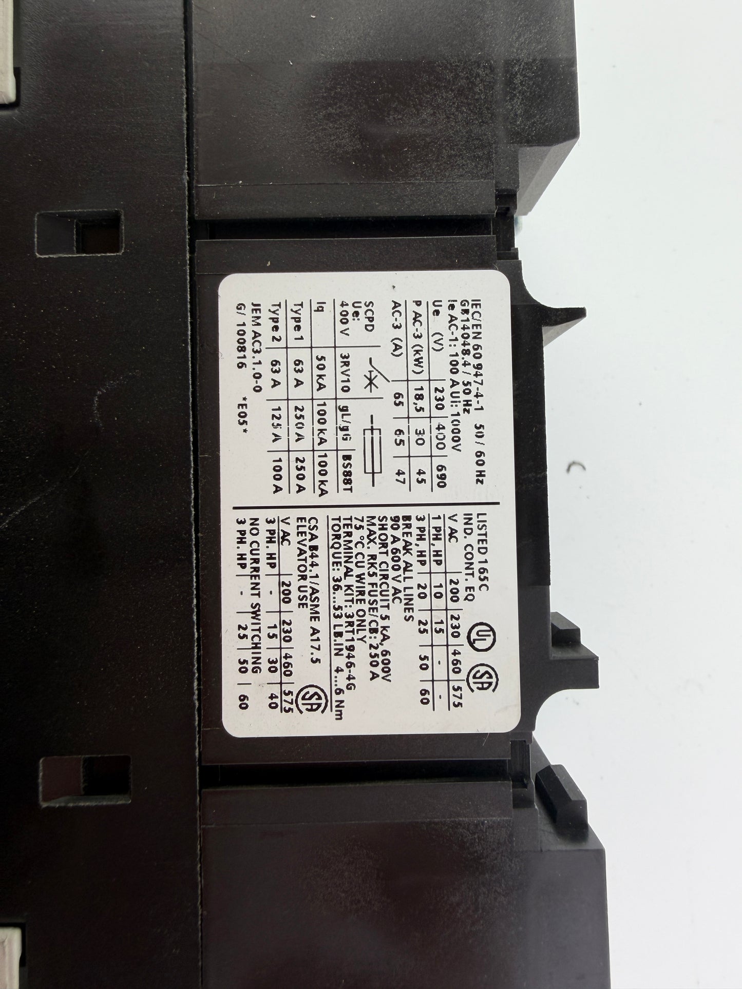 1x Siemens 3RT1044-1A Contactor, 3-Pole, AC-3, 65A, 230/400V