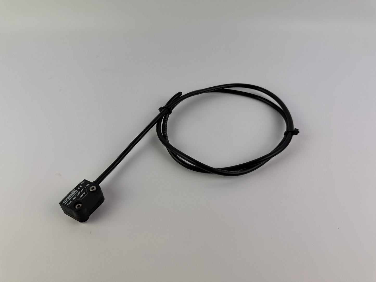 1x SCHMERSAL BNS 260-02/01Z-R Magnetic Safety Sensor Cable 1195758
