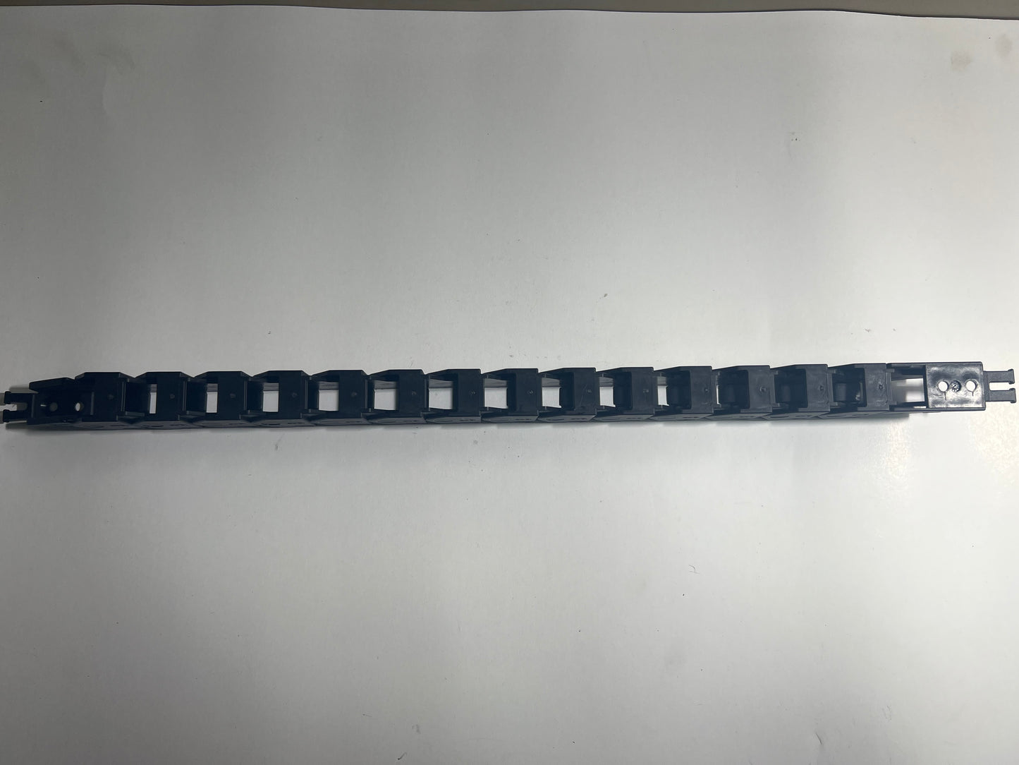 Igus B17.1.063 Energy Chain Cable Carrier – Lot of 14 Pieces