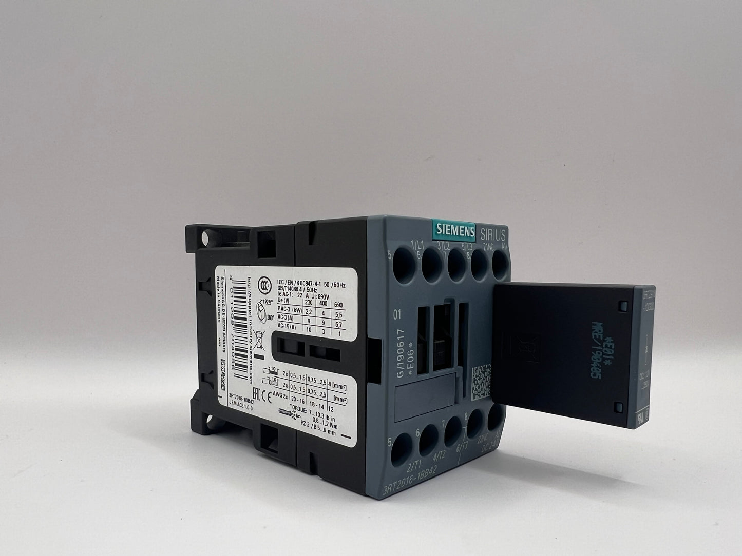 Siemens SIRIUS 3RT2016-1BB42  CONTACTOR + 3RT2916-1DG00