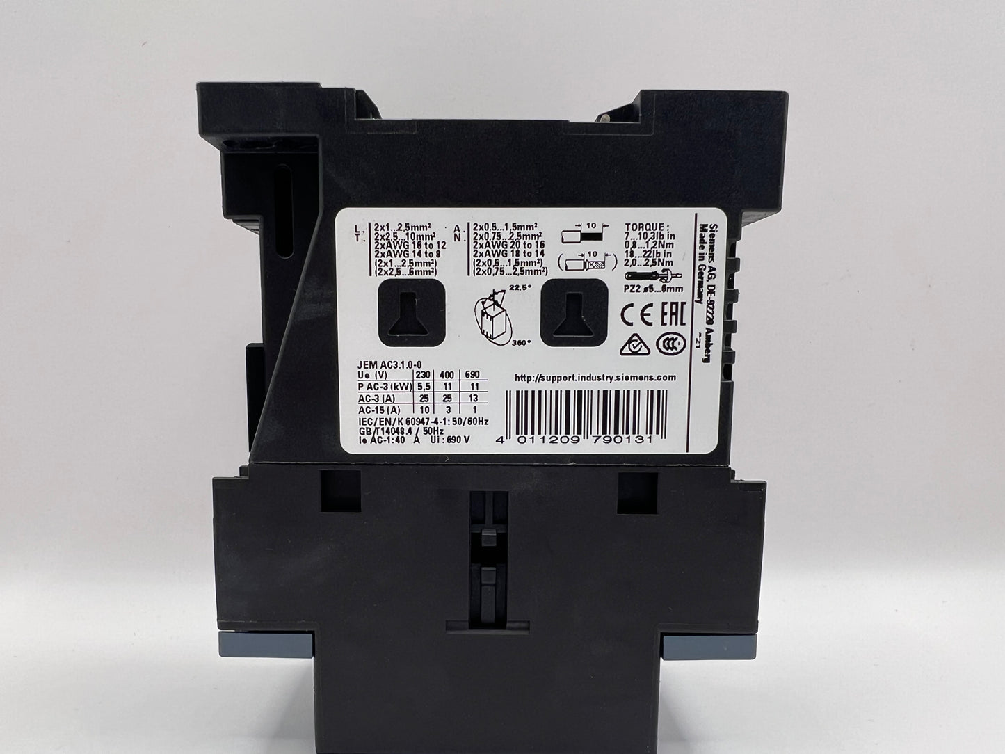 Siemens SIRIUS 3RT2026-1BB40  CONTACTOR