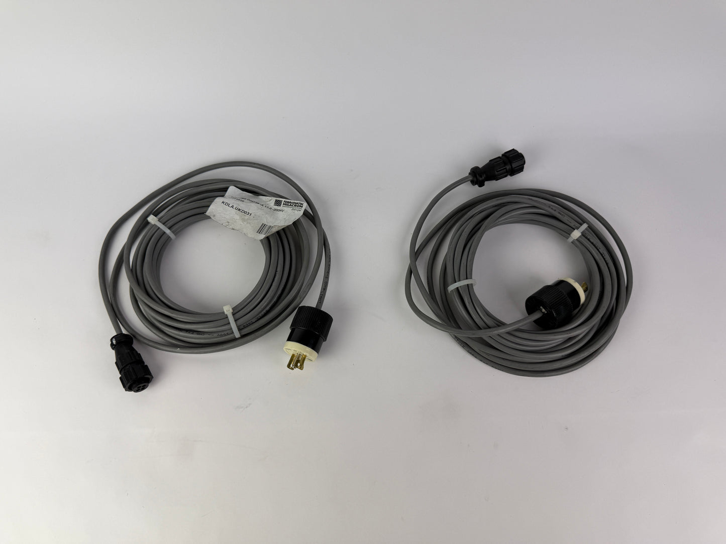 1x Ferromatik Milacron Power Cable NEMA L5-15P 15A 125V to 4-Pin AMP CPC Industrial Cable