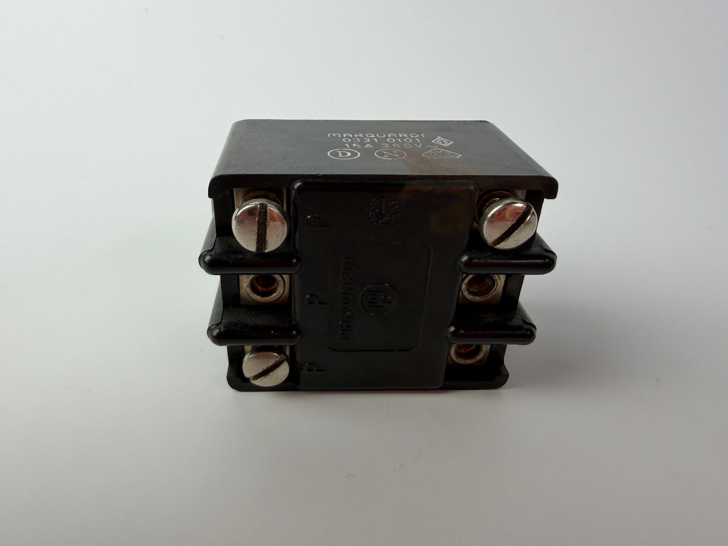 Marquardt 0331.0101 3-Pole Toggle Switch 15A 380V Industrial Power Switch