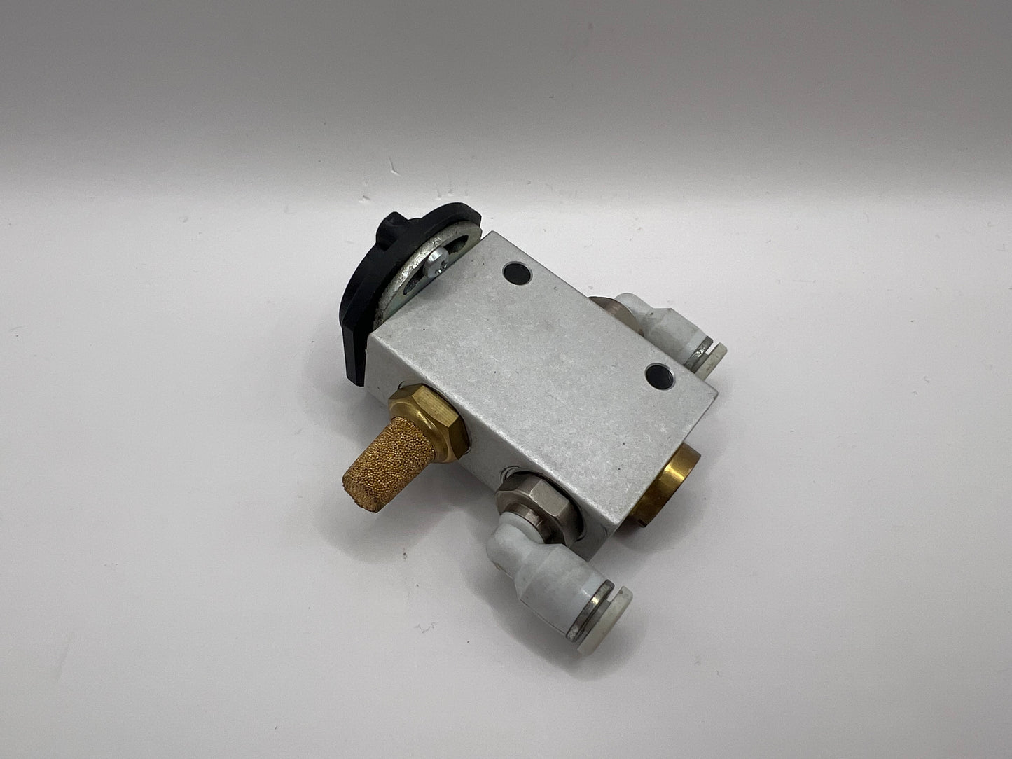 Aventics R450055452 Pneumatic 3/2 Way Valve