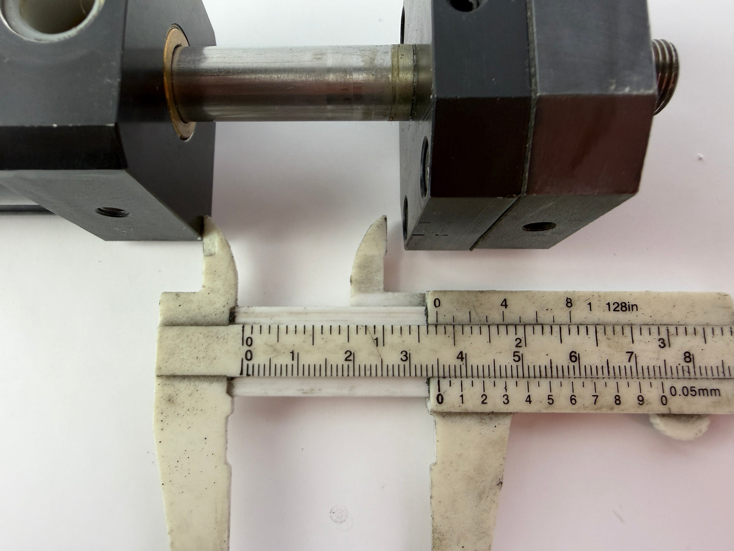 Pneumatic Cylinder 12mm Bore 35mm Stroke Double Acting Air Cylinder