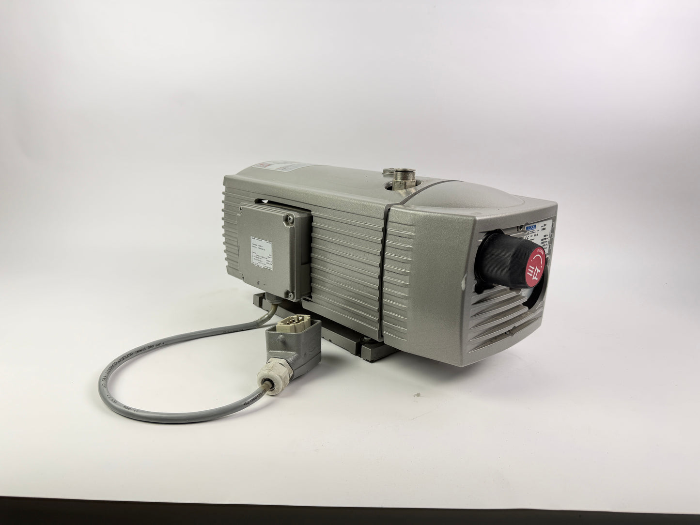Becker VT4.16 Rotary Vane Vacuum Pump 0.55/0.70kW 3-Phase 16-19 m³/h 2017