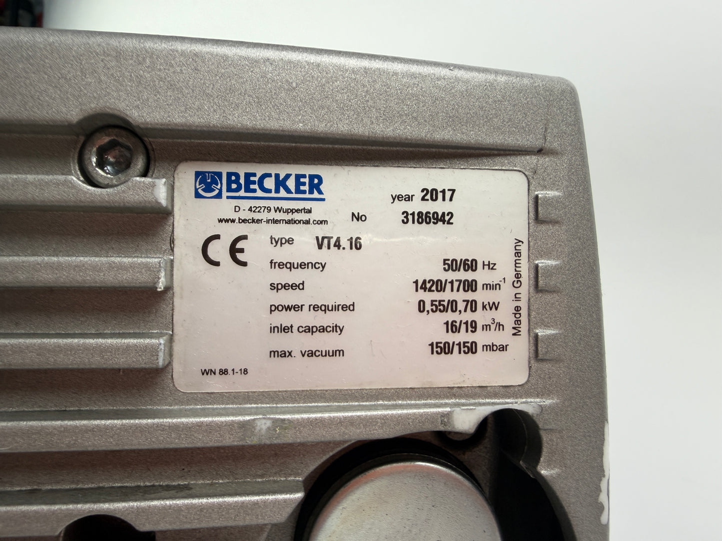 Becker VT4.16 Rotary Vane Vacuum Pump 0.55/0.70kW 3-Phase 16-19 m³/h 2017