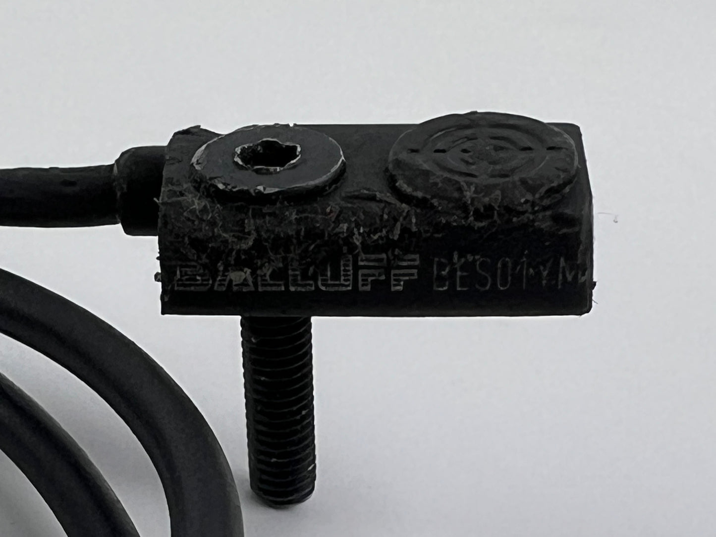 Balluff 2231CN Inductive Proximity Sensor, 30cm Cable