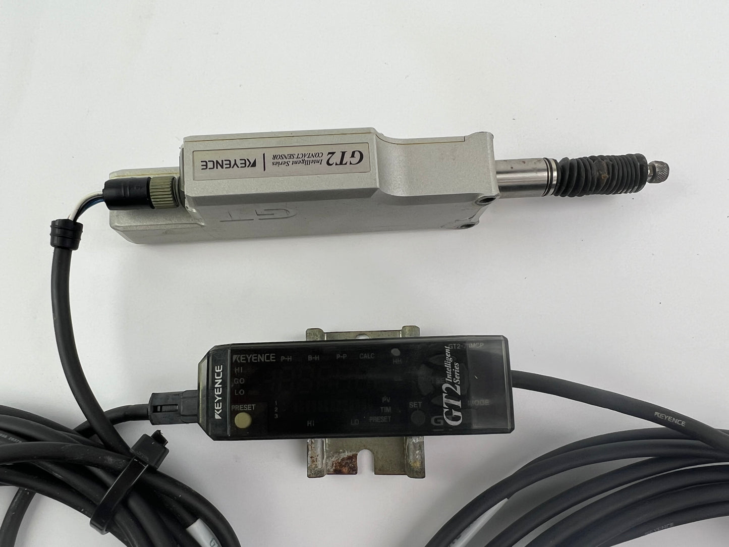 Keyence GT2-71MCP Sensor Amplifier + GT2-H32 Sensor Head