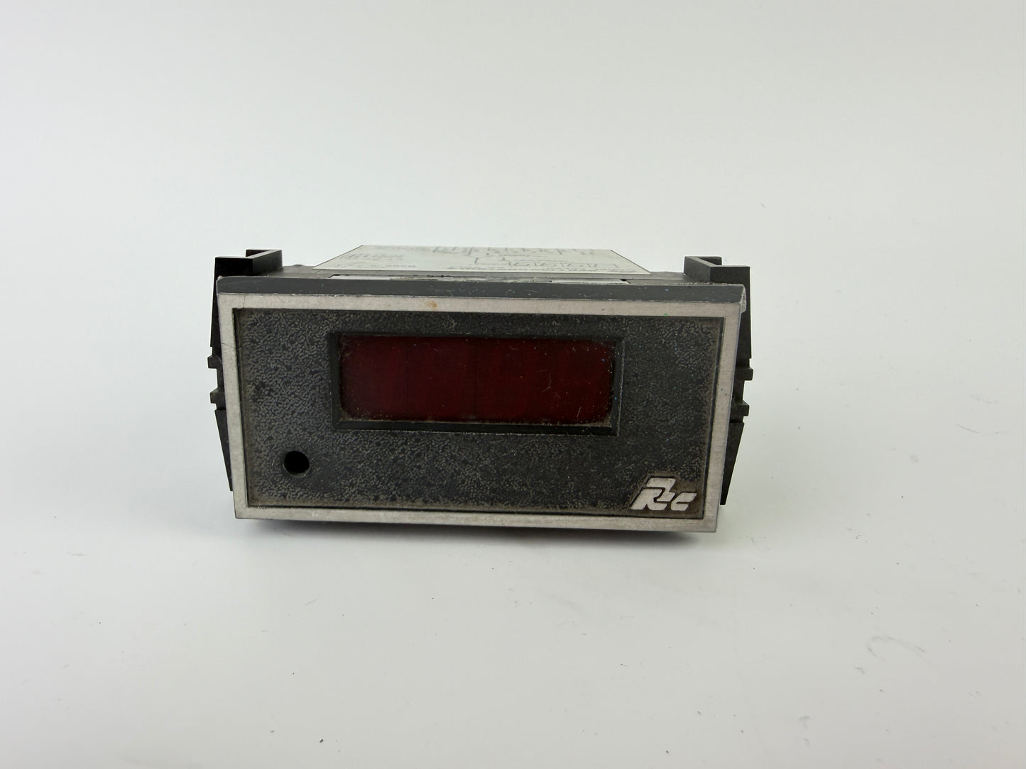 Red Lion APLVD400 Panel Meter DC Voltmeter Digital Display APLVD USA