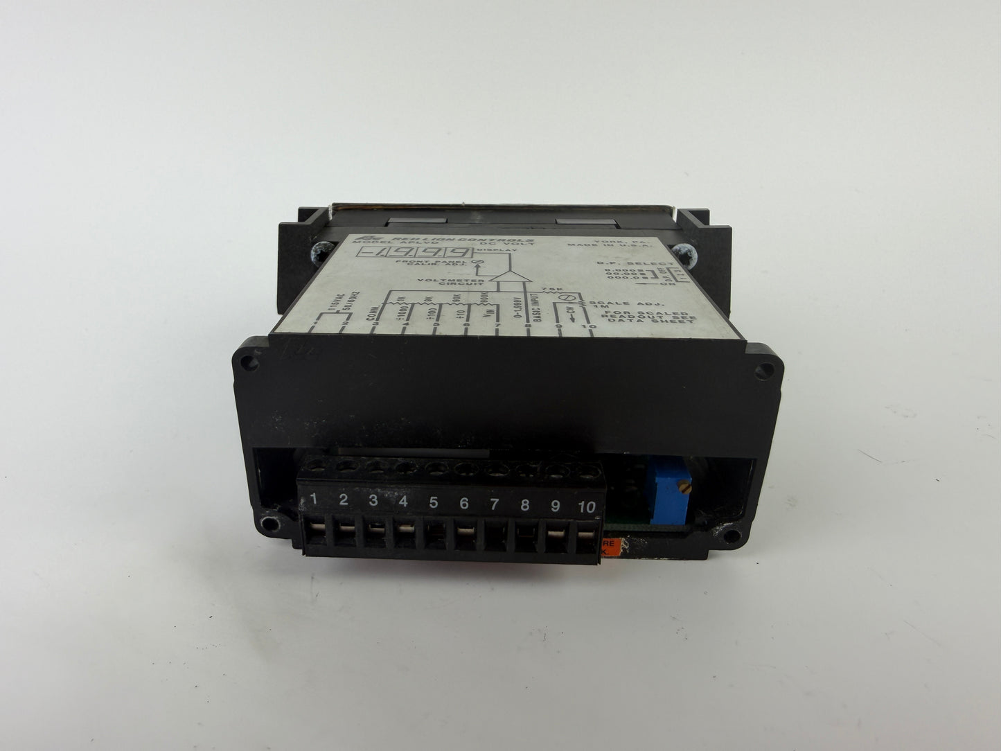 Red Lion APLVD400 Panel Meter DC Voltmeter Digital Display APLVD USA
