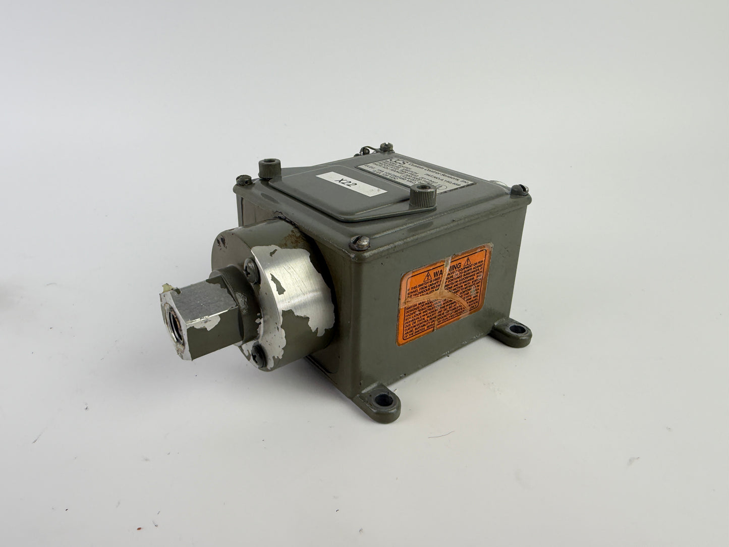 Custom Control Sensors 604P21 Pressure Switch 200-3000 PSIG CCS