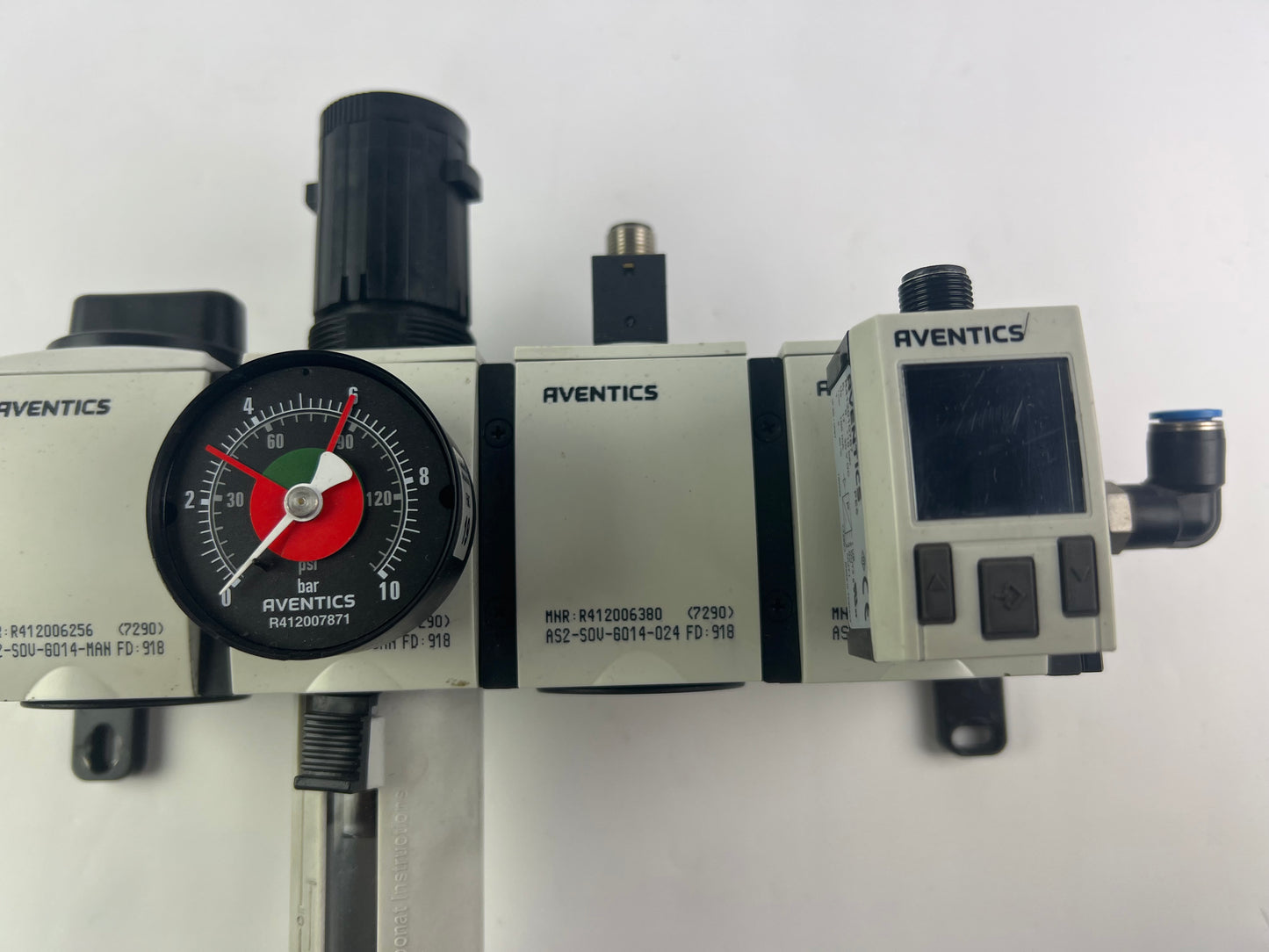 Aventics Pressure Regulating Valves R412006256 R412006175 R412006380 R412006250 + R412010767 + 2 Cables 230cm