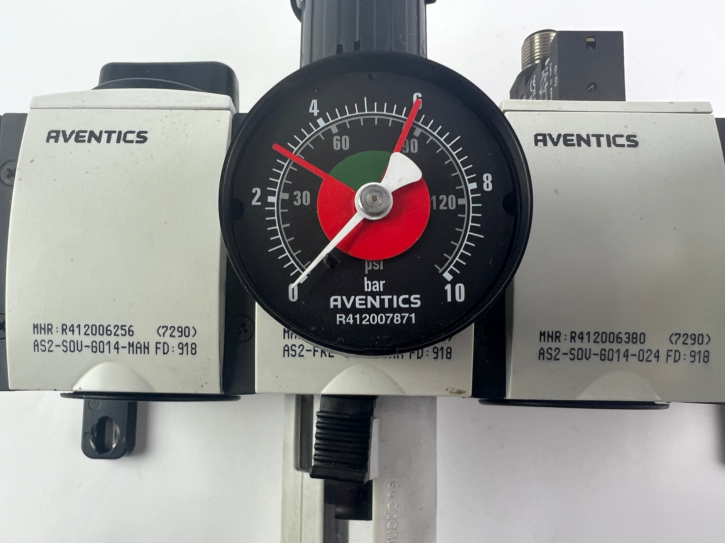 Aventics Pressure Regulating Valves R412006256 R412006175 R412006380 R412006250 + R412010767 + 2 Cables 230cm