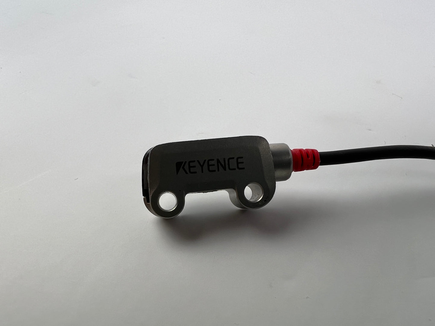 1x Keyence PR-M51C3PD Photoelectric Sensor + 150cm Cable