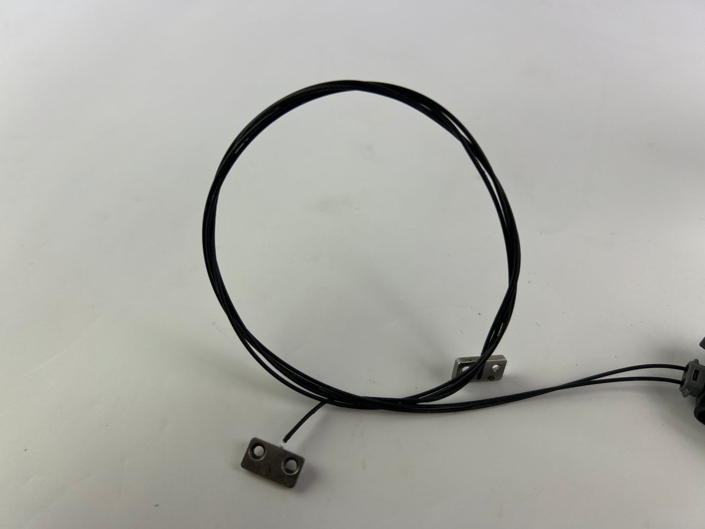 Keyence FS-N41C Fiber Optic Amplifier + 2 Sensor Heads + 190cm Cable (No Plastic Cover)