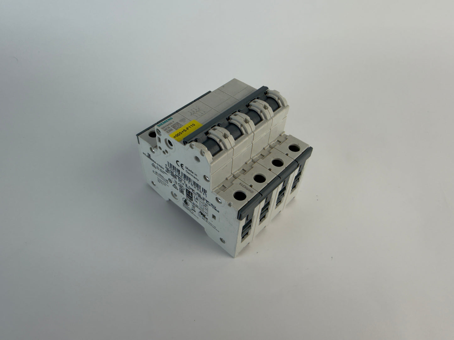 Siemens 5SY4432-7 4 Pole MCB C32 32A Circuit Breaker 10kA 400V AC