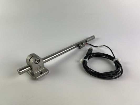 1x Keyence PR-M51P3 Photoelectric Sensor + 200cm Cable + Metal Mounting Stand