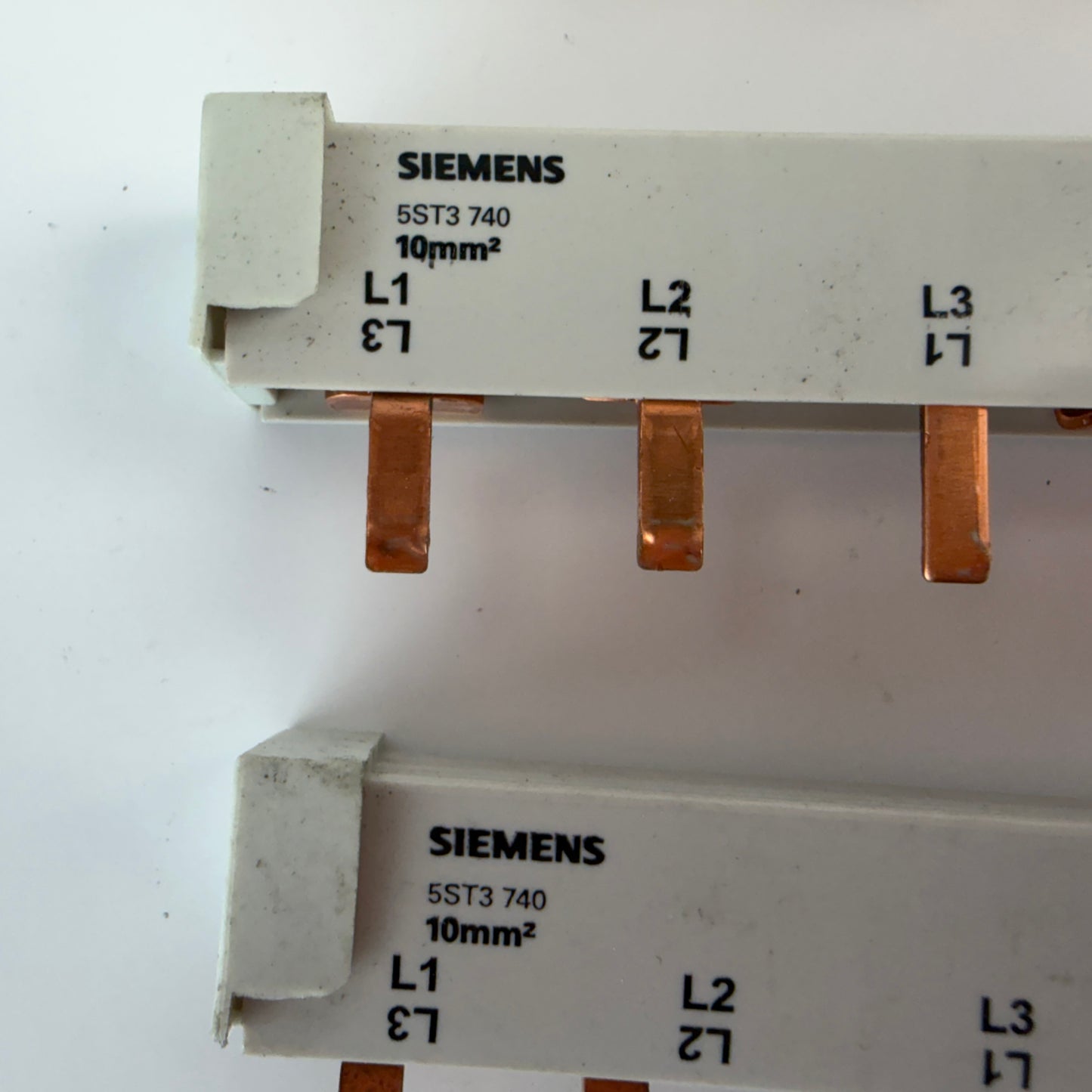 Lot of 4 Siemens 5ST3740 10mm² 3-Phase Pin Busbar Copper Comb Busbar