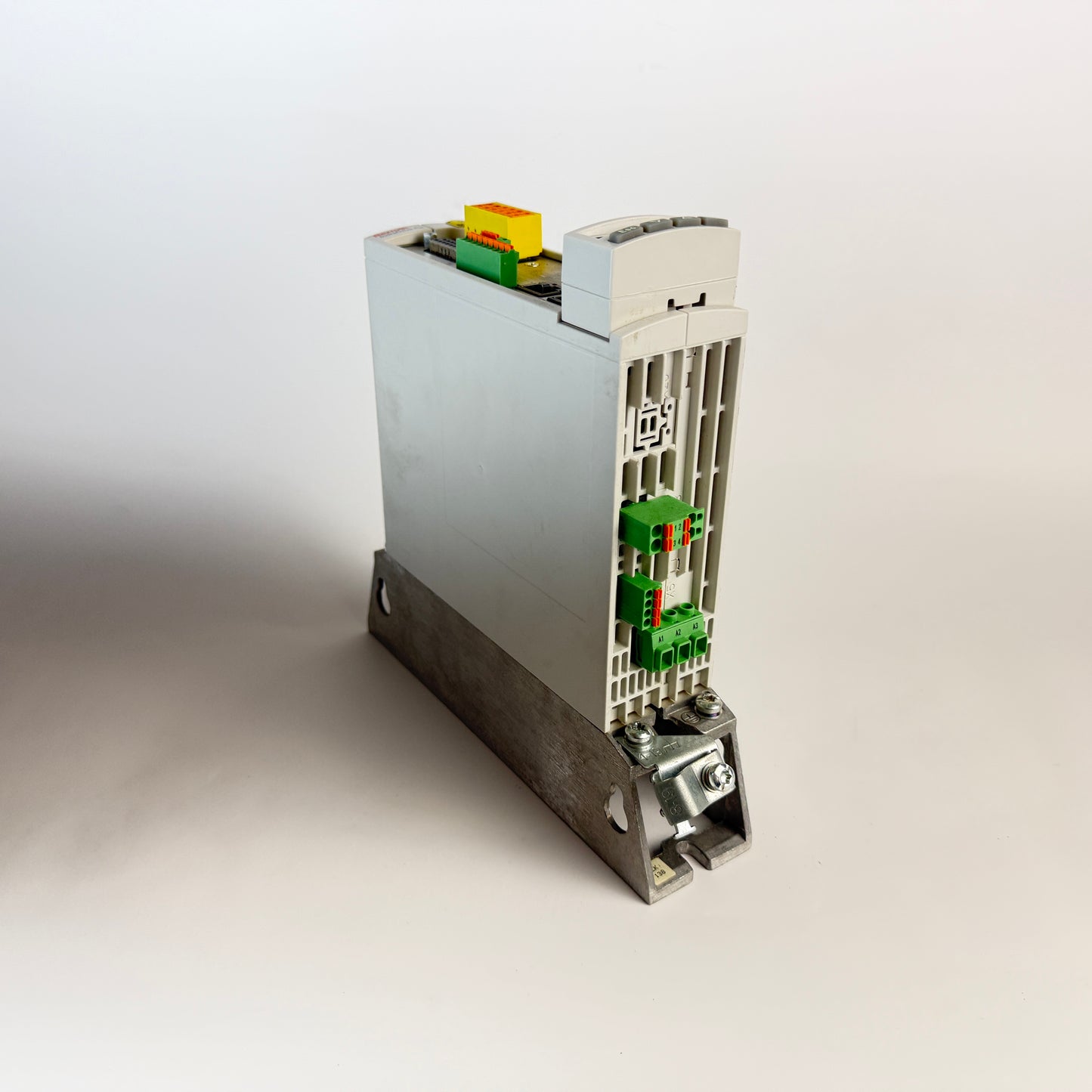 1x Bosch Rexroth HCS01.1E-W0009-A02-B-ET-EC-PB-L3-NN-FW IndraDrive CS