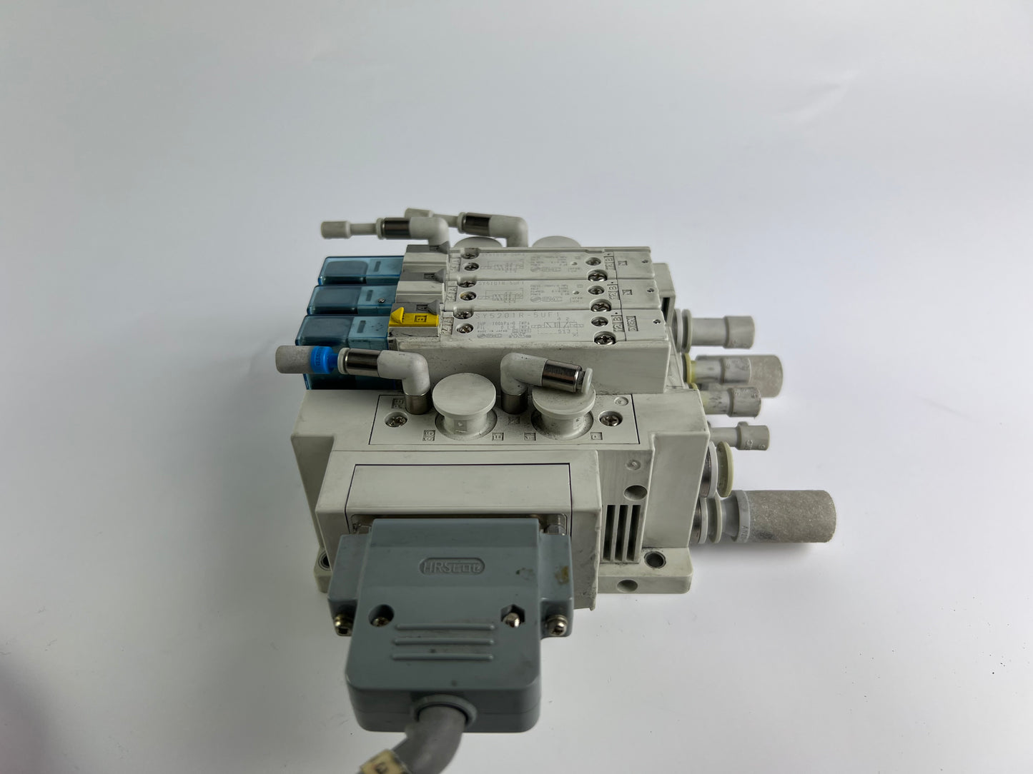 SMC SS5Y5-10-5880 Manifold + 2x SY5101R-5UF1 + 1x SY5201R-5UF1 Valves