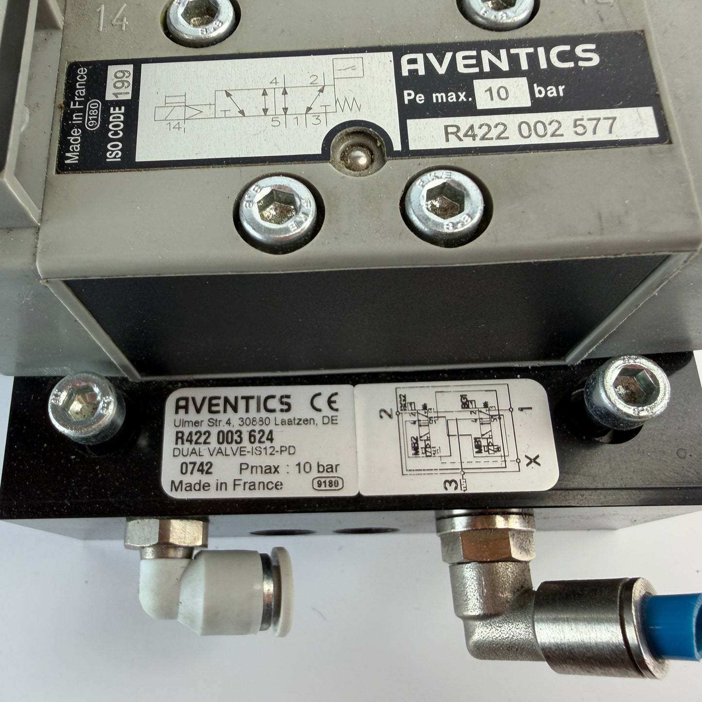 AVENTICS Dual 5/2 Directional Valve R422 002 577 w/ Valve Island R422 003 624 Sensors Coils