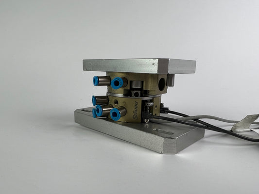 Staubli K85560742/002 B-42 941138 Automatic Robotic Tool + 2x Balluff Sensors BMF001L + 1x Sensor