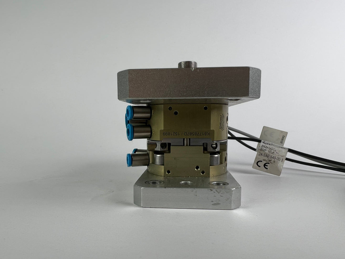 Staubli K85560742/002 B-42 941138 Automatic Robotic Tool + 2x Balluff Sensors BMF001L + 1x Sensor