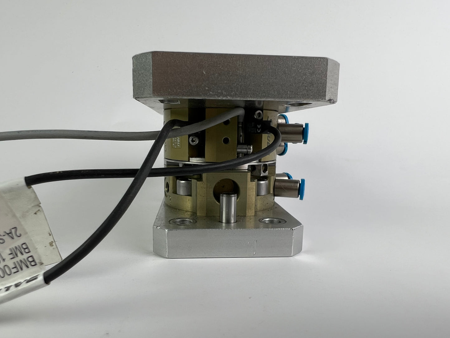 Staubli K85560742/002 B-42 941138 Automatic Robotic Tool + 2x Balluff Sensors BMF001L + 1x Sensor