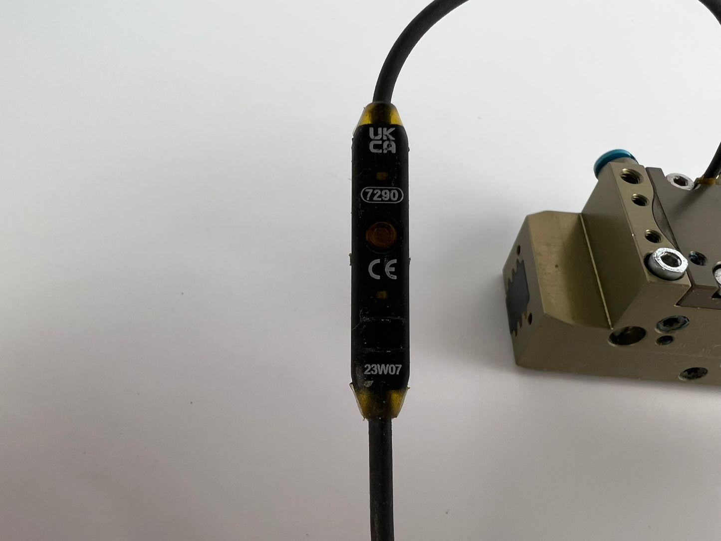 Schunk PGN-plus 50-1 Universal Gripper 0371099 + Aventics Sensor 7290