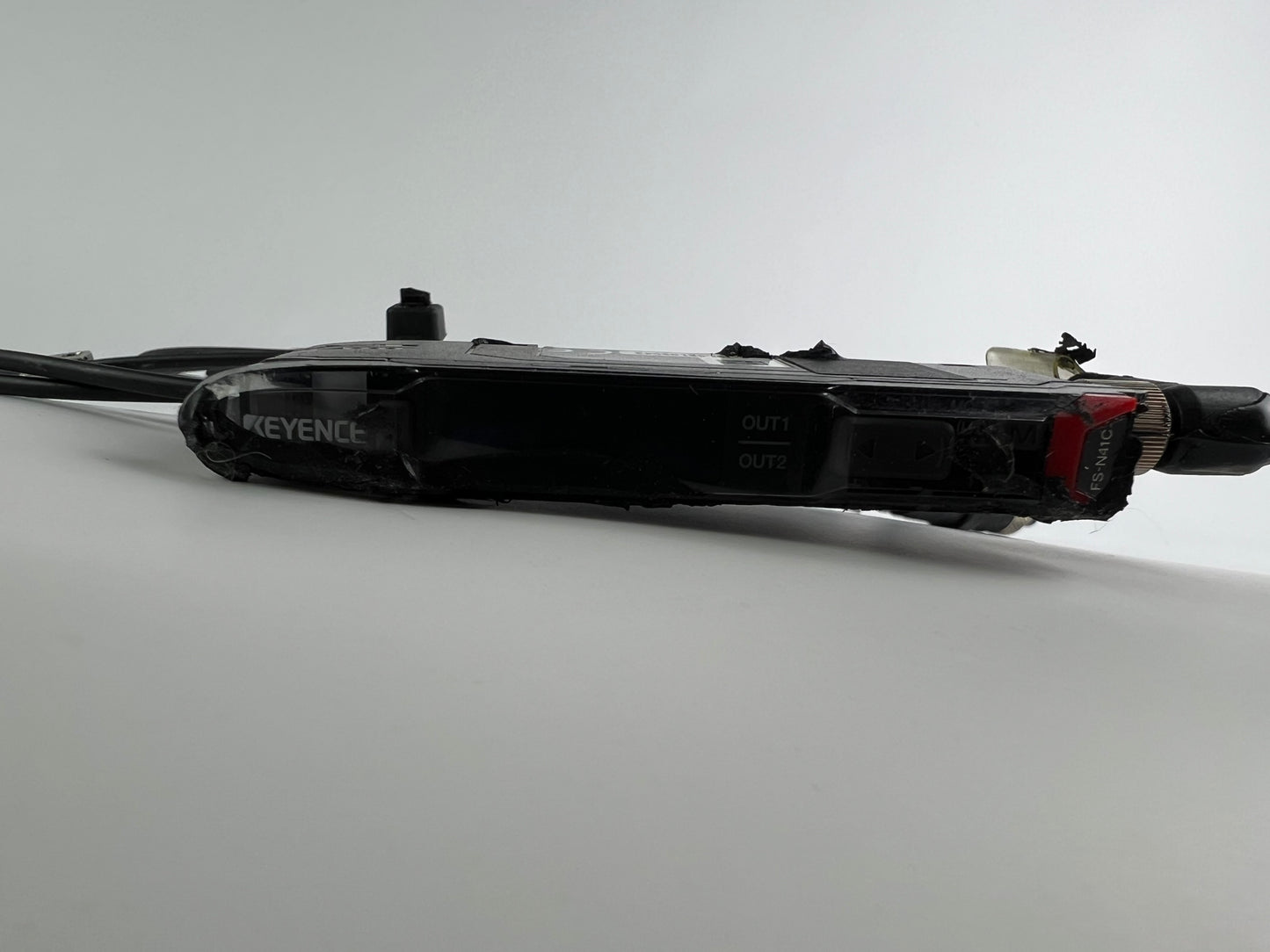 Keyence FS-N41C Fiber Sensor Amplifier + 2x FU-54TZ Fiber Units + 220cm Cable