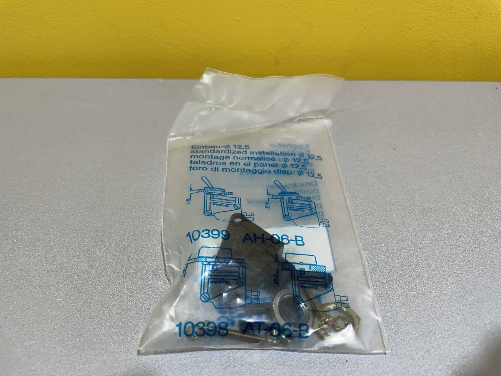 Festo AH-06-B (10399) Toggle lever