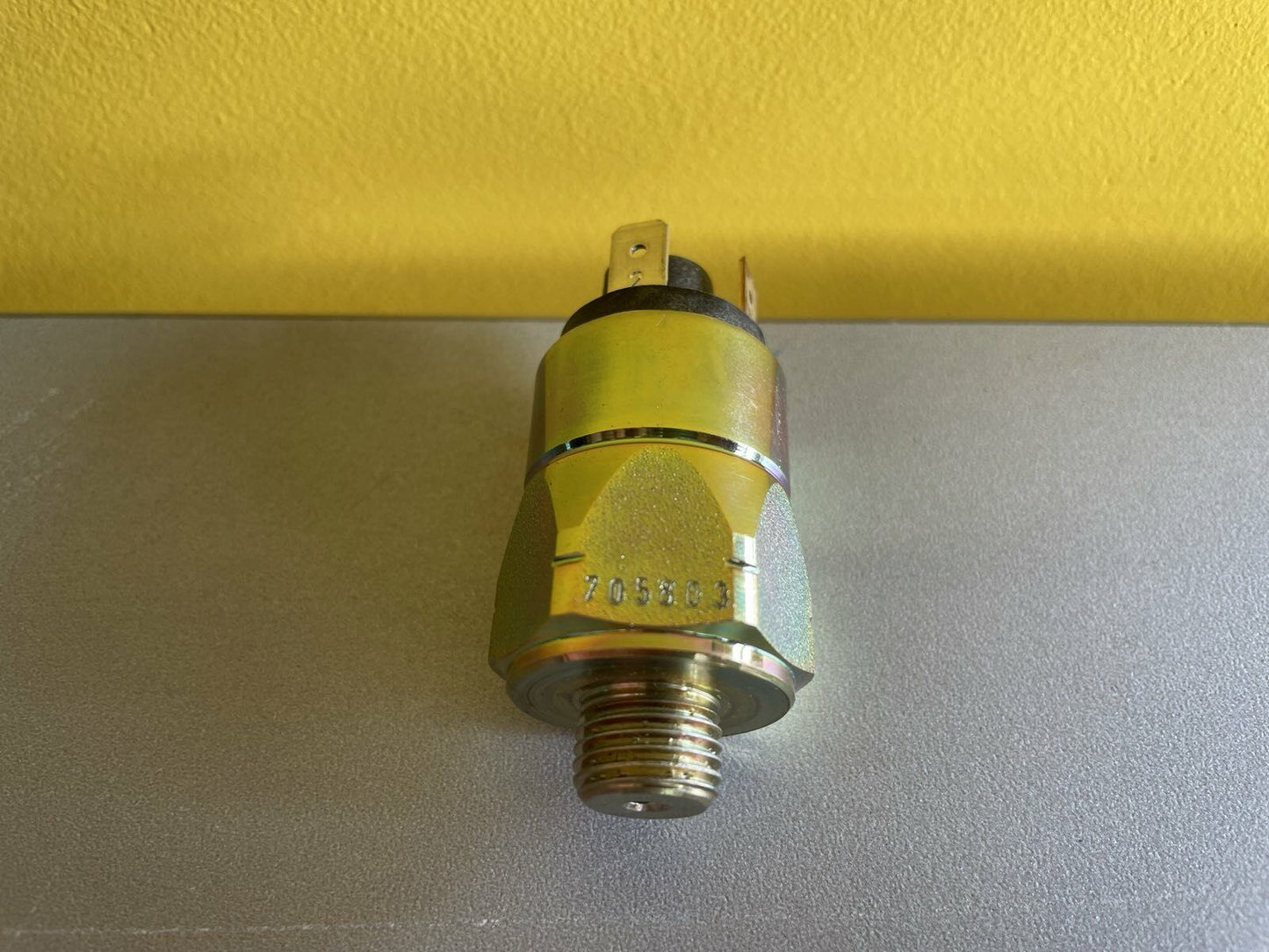 Pressure switch 705803