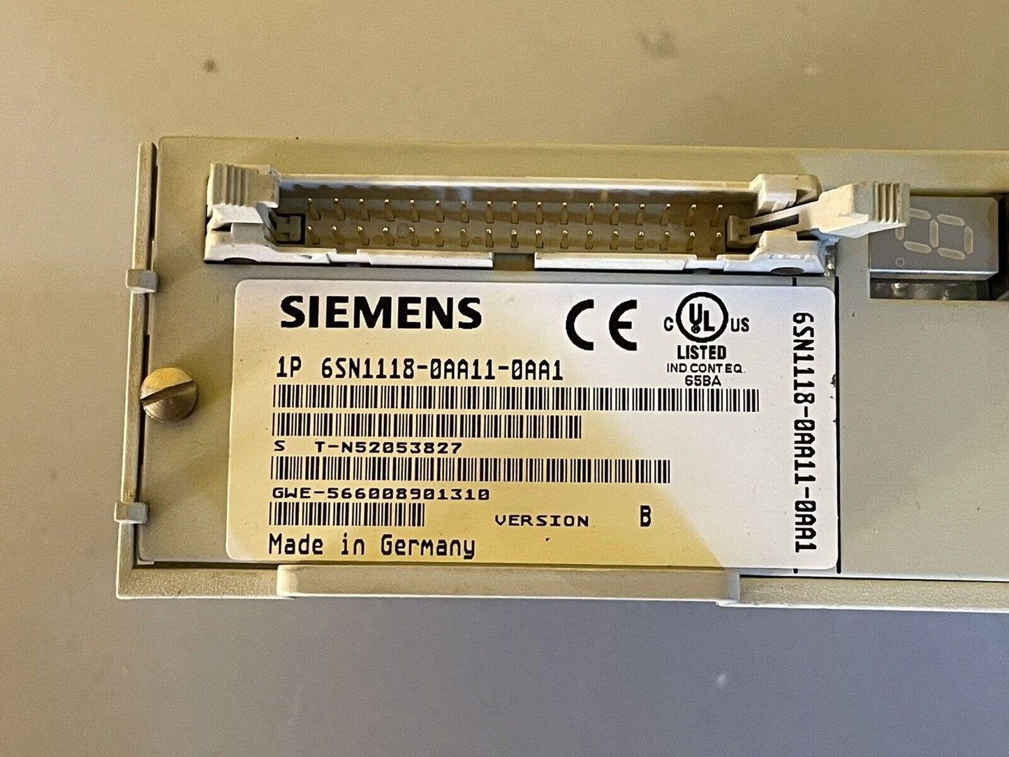 Siemens 1P 6SN1118-0AA11-0AA1 Version B