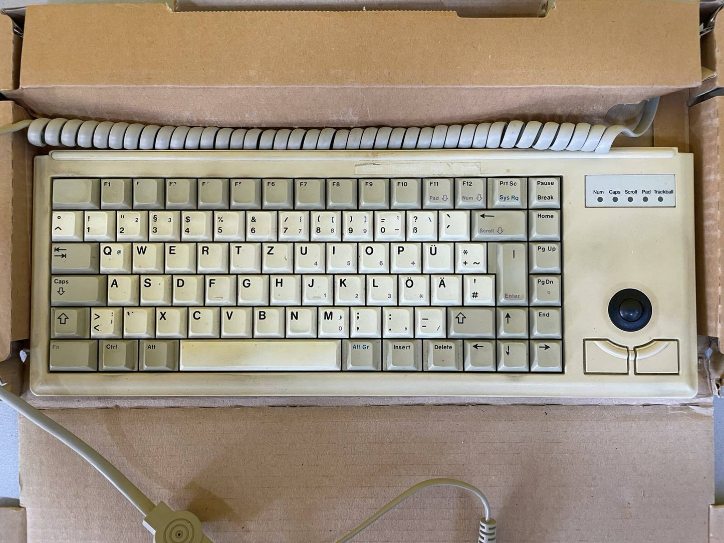 Cherry Electrical G84-4400 (G844400LUBEU0) Keyboard