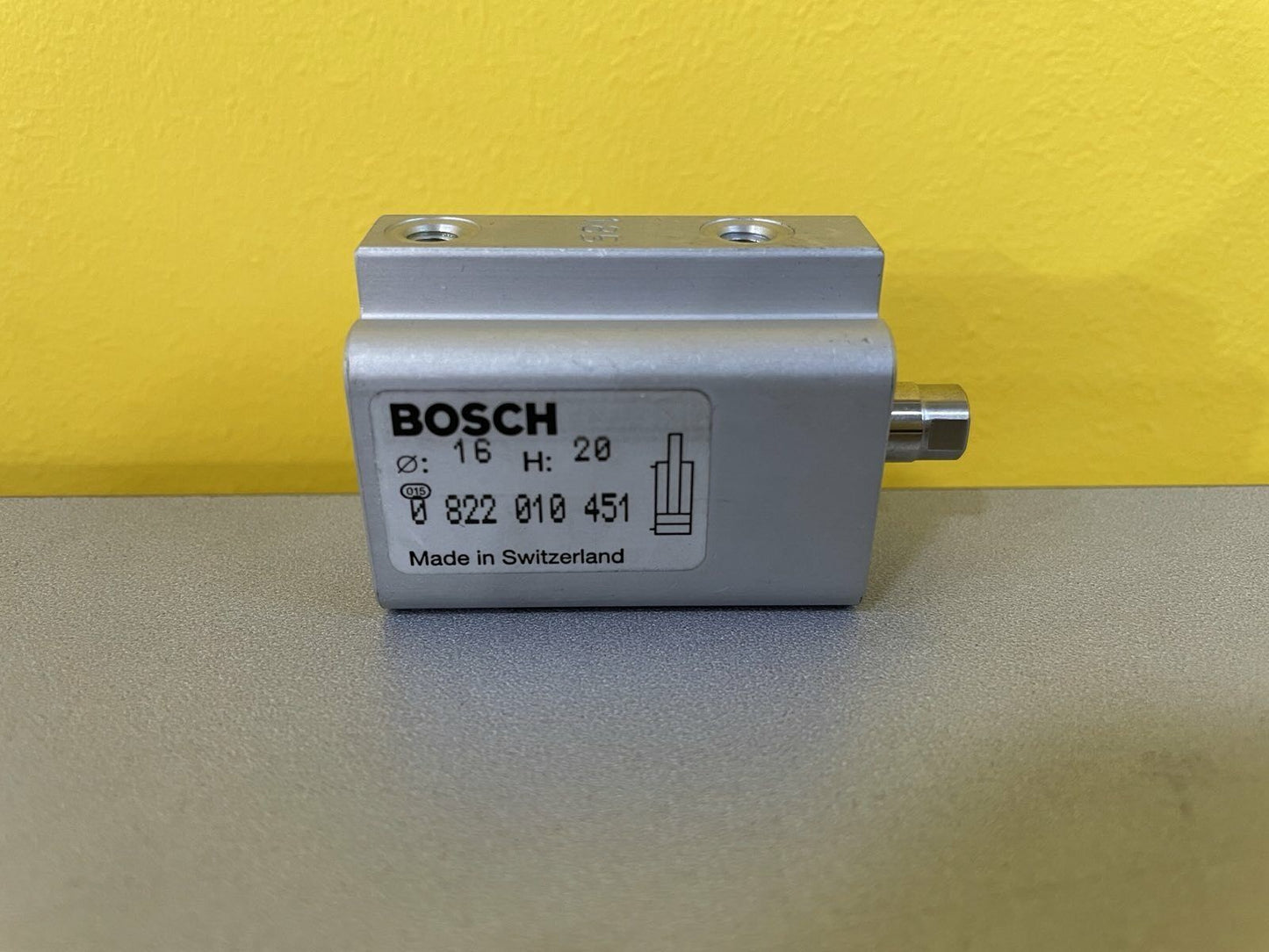 BOSCH 0 822 010 451 COMPACT CYLINDER