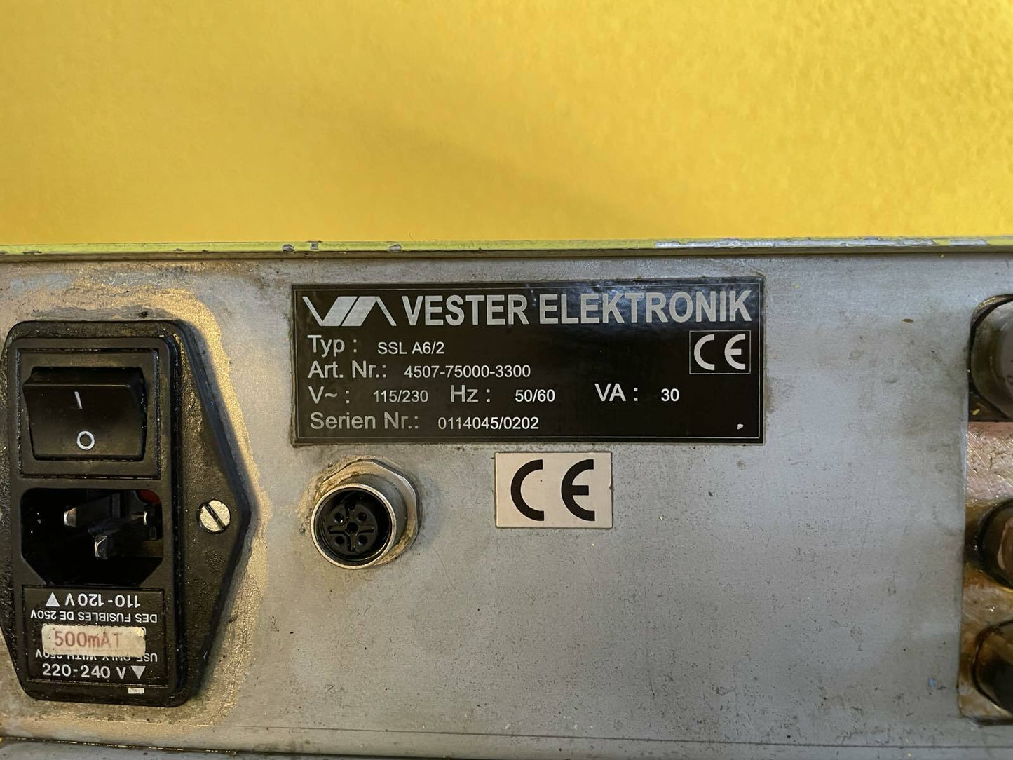 Vester Elektronik SSL A6/2 Strip oil lubricator